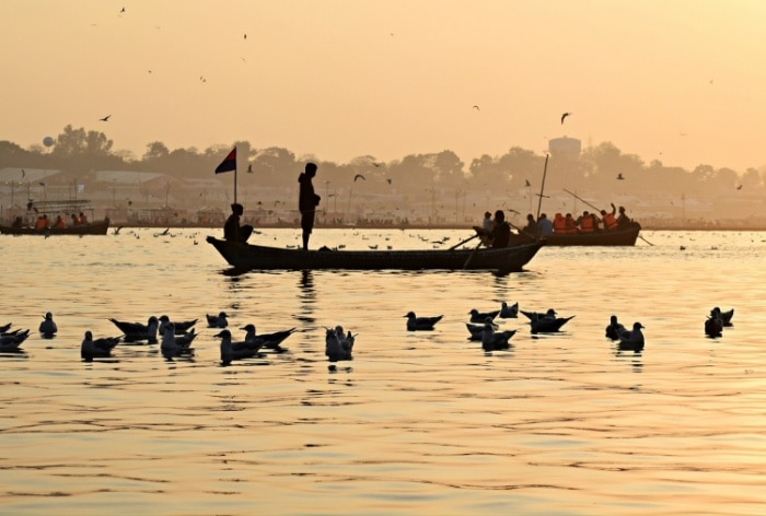 UP Man Drives Car With Pregnant Wife Onboard Into River Ganga After Tiff With Family