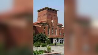 10 Notable Alumni From Top Delhi University Colleges