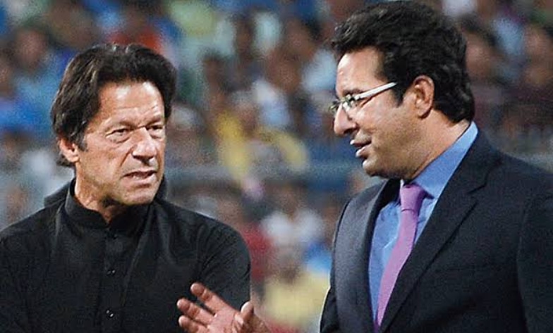 PCB के वीडियो में Imran Khan को ना देखकर Wasim Akram को जीवन का सबसे ...