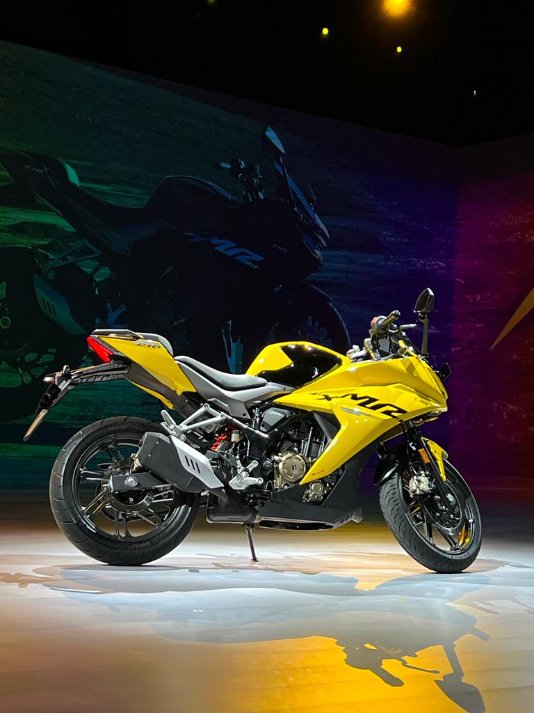 Hero Karizma XMR 210 Launched in India Check Price and Images