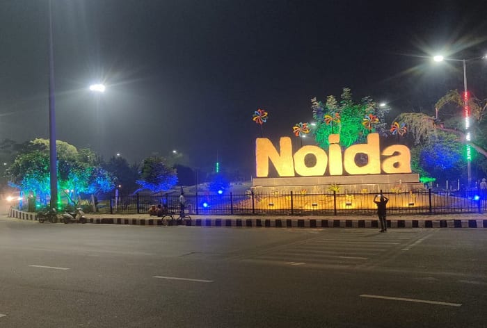 As part of the preparation for the G20 Summit 2023, the entrance to Noida on the Delhi-Noida Link Road has been given a makeover with beautiful lights. Photo: Facebook