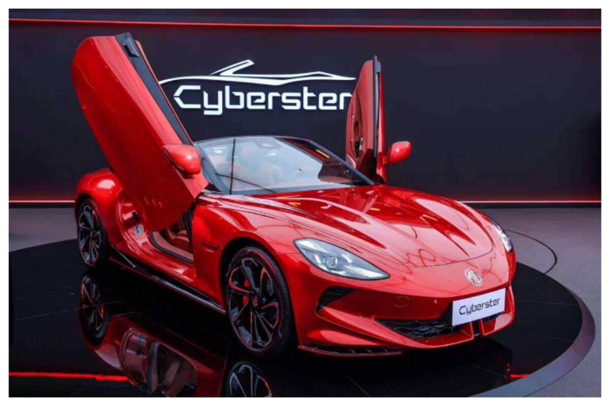 MG Reveals Scissor Doored Two-Seater Electric Car Cyberster