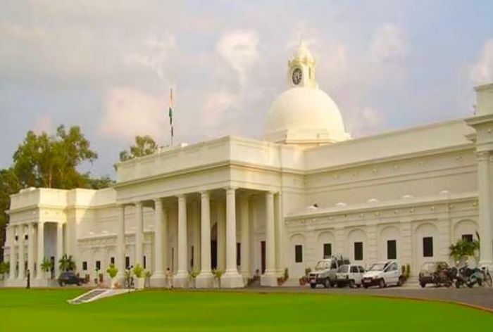 JEE Advanced: IIT Roorkee Electrical Engineering Cut-offs