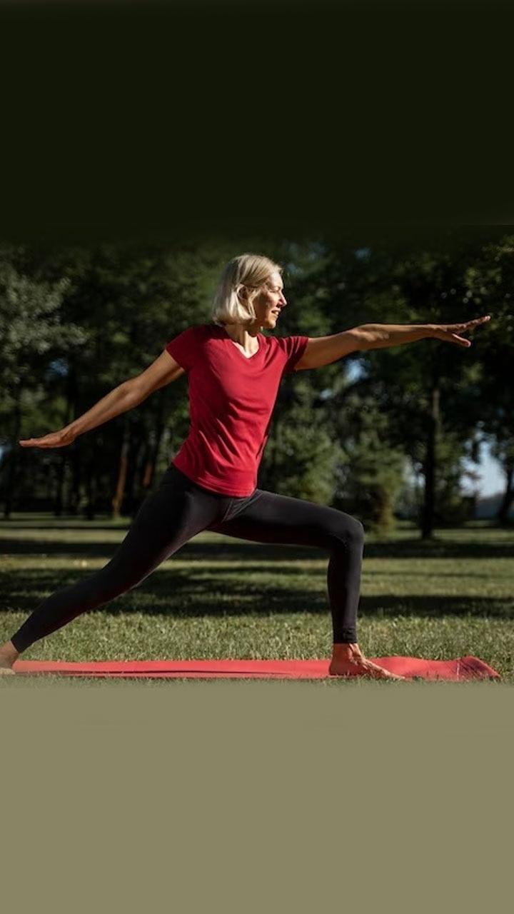 6 Yoga Poses That Can Improve Blood Circulation - Xinalani Mexico