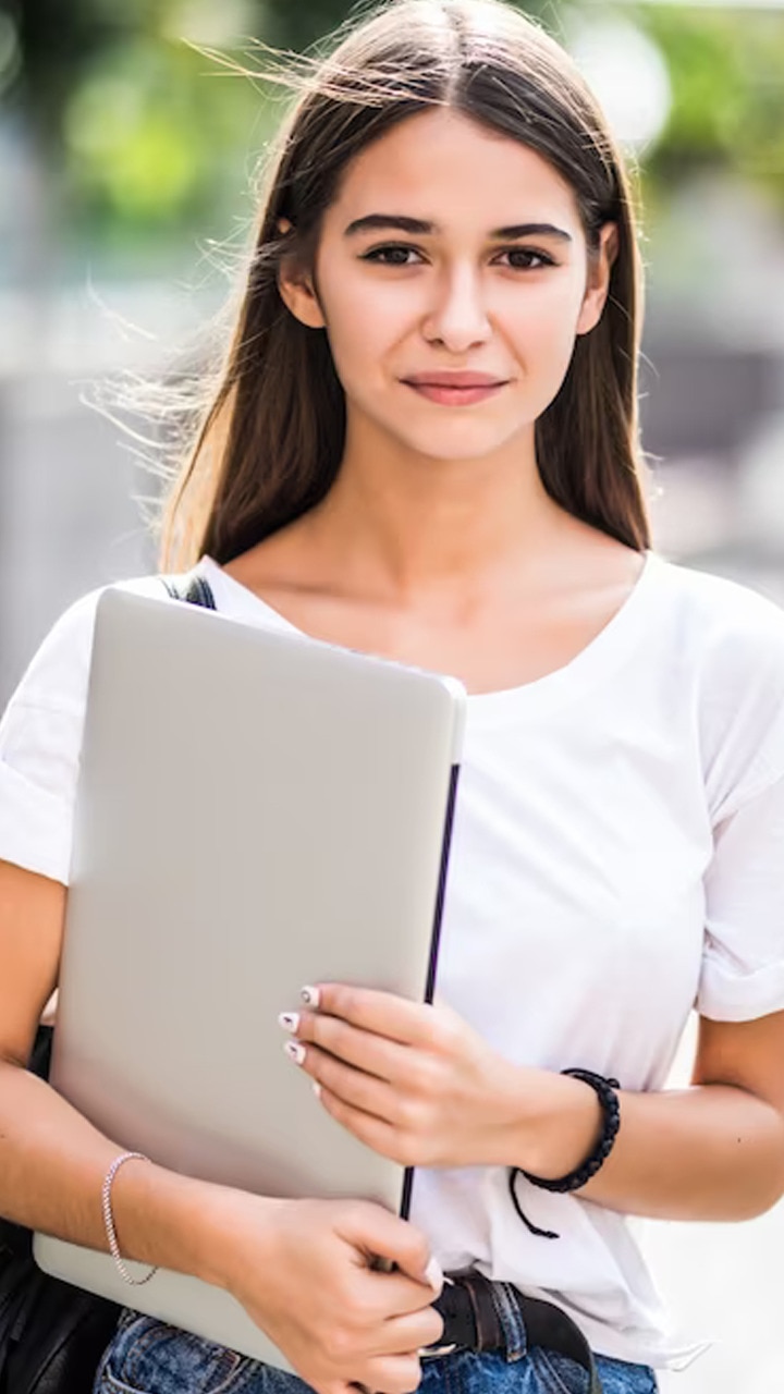 Meet icsi cs professional programme toppers 2023