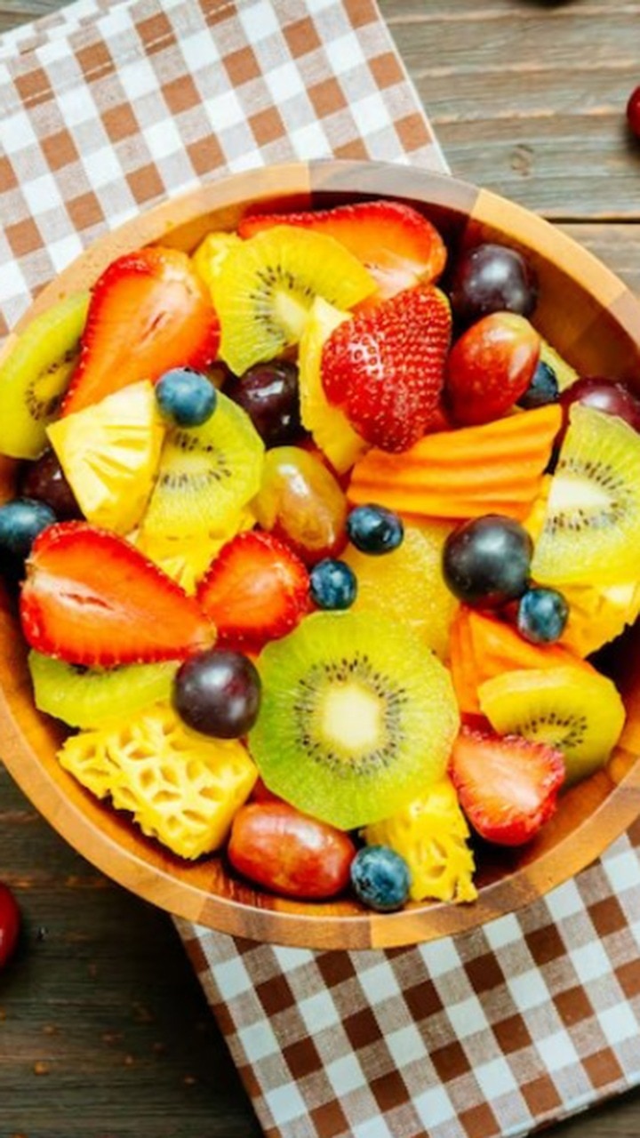 10 Fruits To Eat On Empty Stomach To Burn Belly Fat Faster