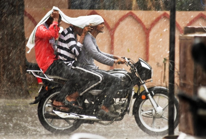 Flood-Like Situation In 3 Districts As Heavy Rains Pound Rajasthan, MeT ...