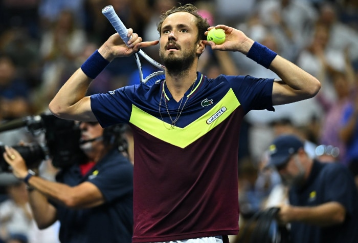 Us Open 2023 Daniil Medvedev Beats Carlos Alcaraz In Semis To Seal Final Berth Against Novak 2474