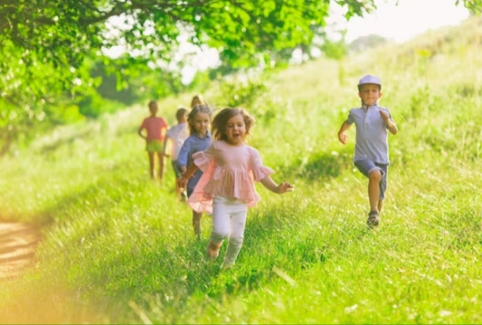 5 Benefits of Outdoor Playtime For Your Kids