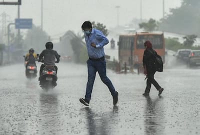 IMD Predicts Heavy Rainfall In Bihar, Jharkhand And These States; Yellow  Alert Issued In Uttarakhand Districts