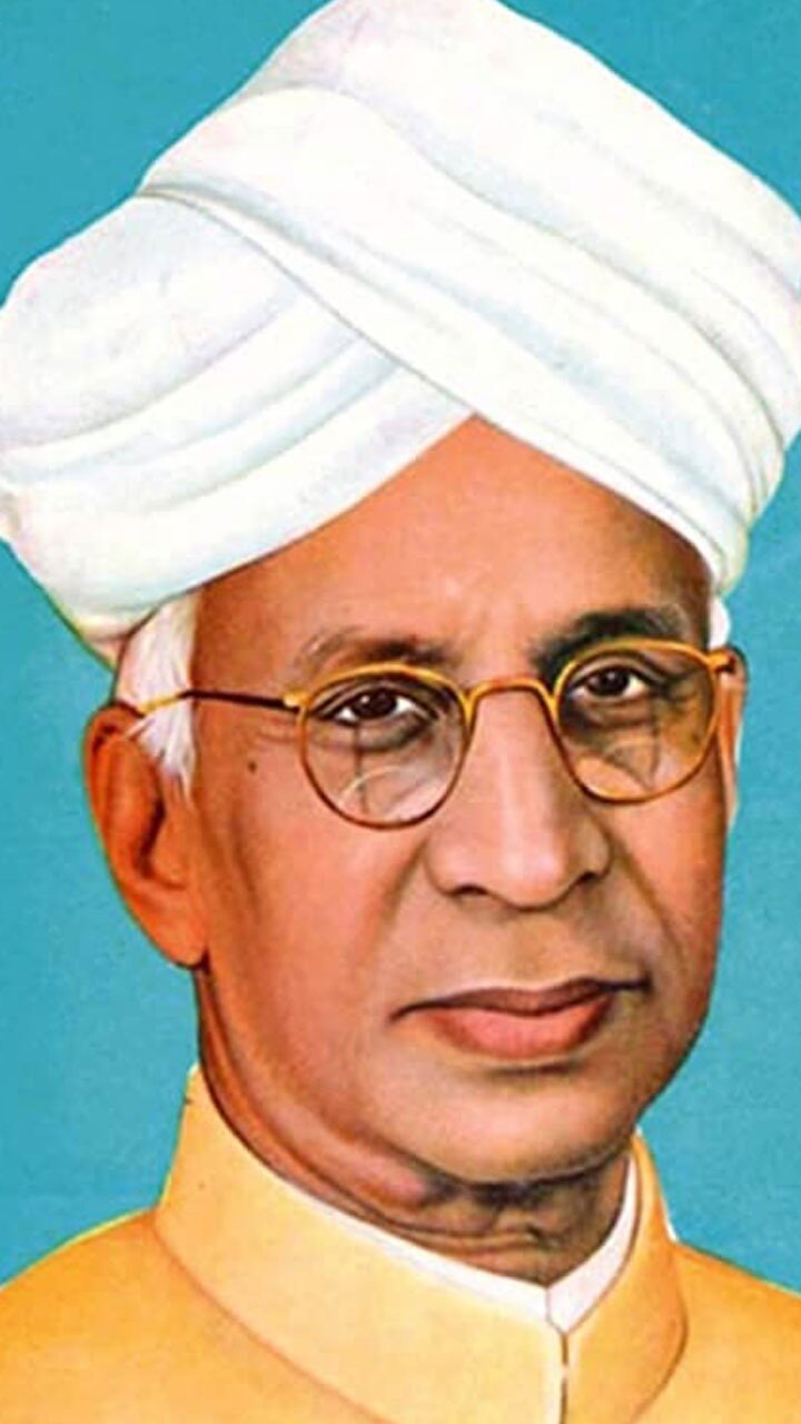 Teachers’ Day 2023: 10 Books By Dr Sarvepalli Radhakrishnan to Inspire You