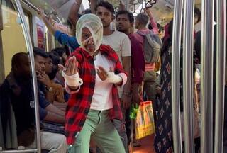 Viral Video: Woman Recreates Jawan's Metro Scene, Internet Has Mixed Reactions