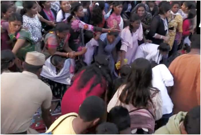 Several Injured As Barricade Collapses In Madurai