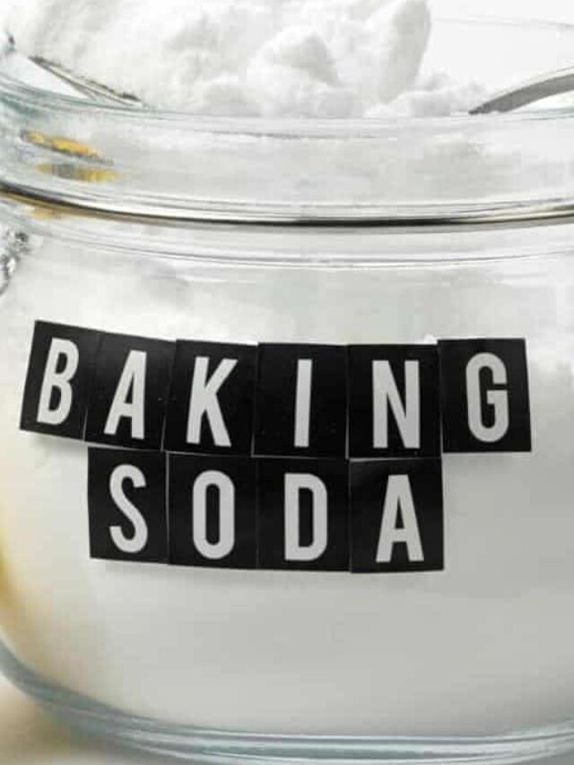 10 Incredible Baking Soda Cleaning Hacks