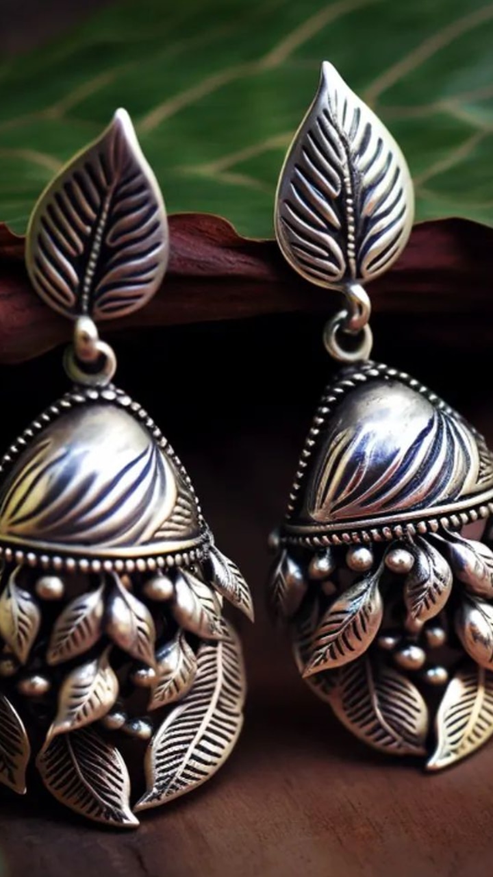 Silver on sale jhumka designs