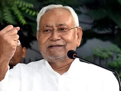 Nitish Kumar फिर बदलने वाले हैं पाला? जानें Bihar के CM के किस बयान से सियासी