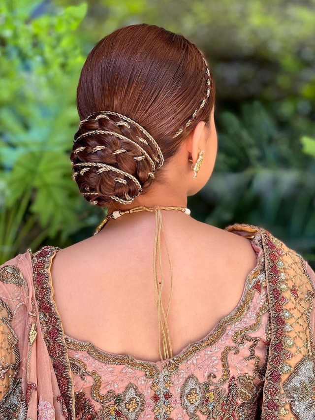 15 Latest And New Bun Hairstyle Ideas For Indian Brides