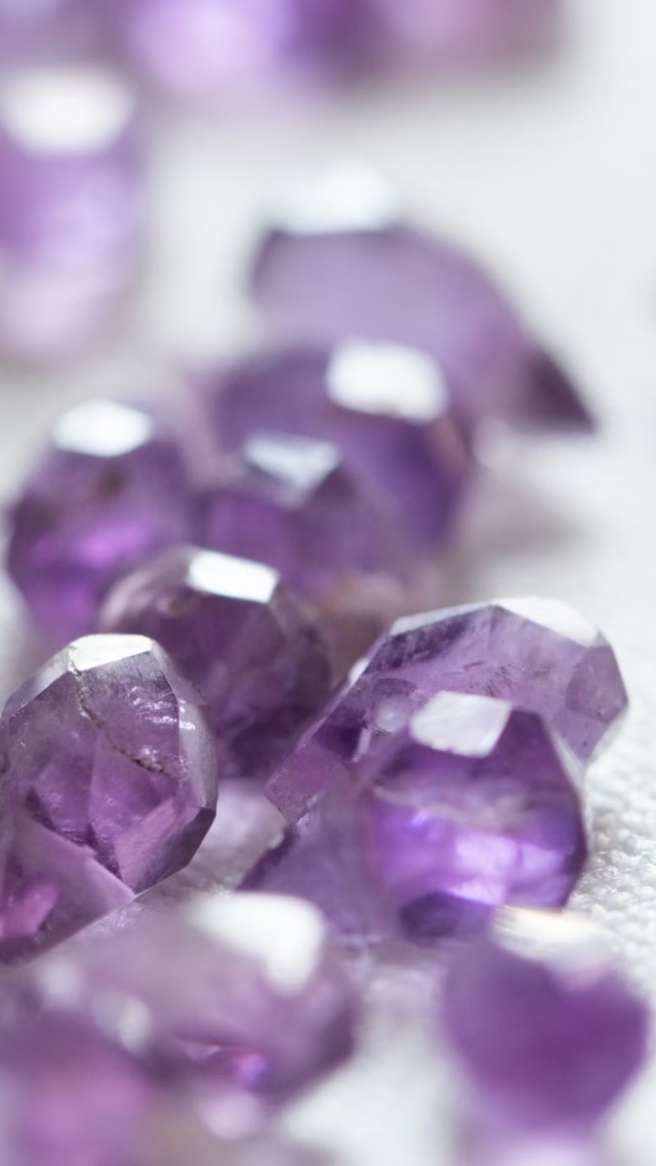 6 Gemstones You MUST Wear With Caution!