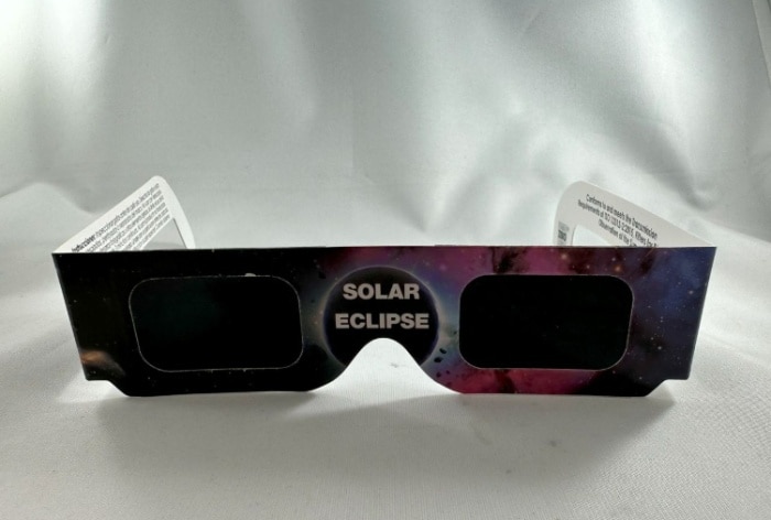Wear Solar Eclipse Glasses (Pic Cr: Pinterest)