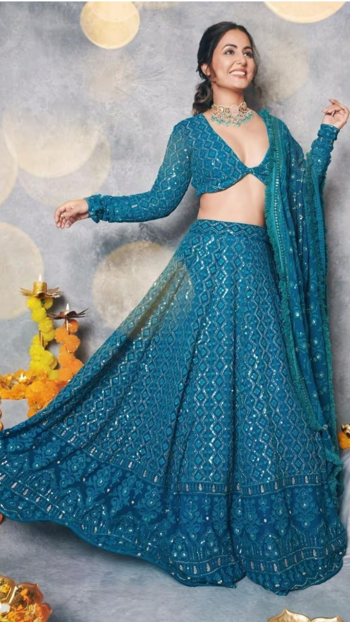 20 Ways to Style Your Sarees with Full Sleeves Blouse | Lehenga style  saree, Half saree designs, Half saree