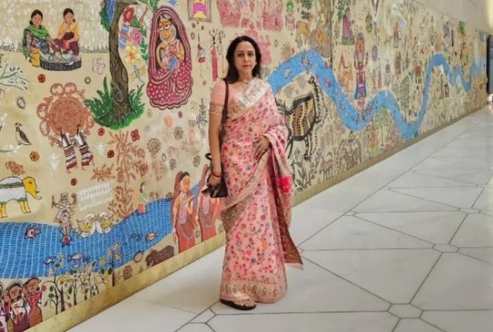 5 Beauty Secrets of Hema Malini at 75 That You Probably Didn’t Know About