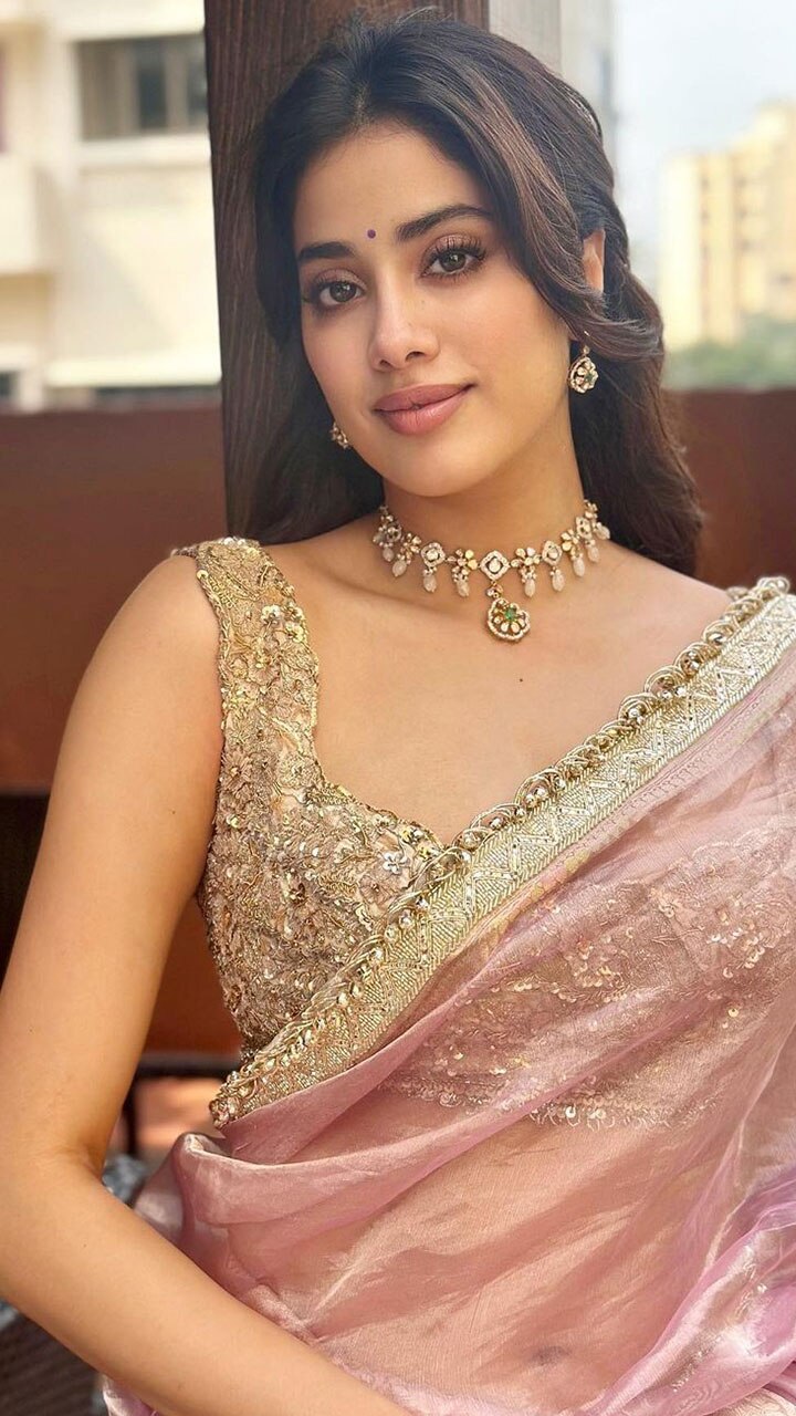 Janhvi Kapoor in a Manish Malhotra Ivory Chiffon Saree for Roohi Promotions  Is Elegance Personified (View Pics)