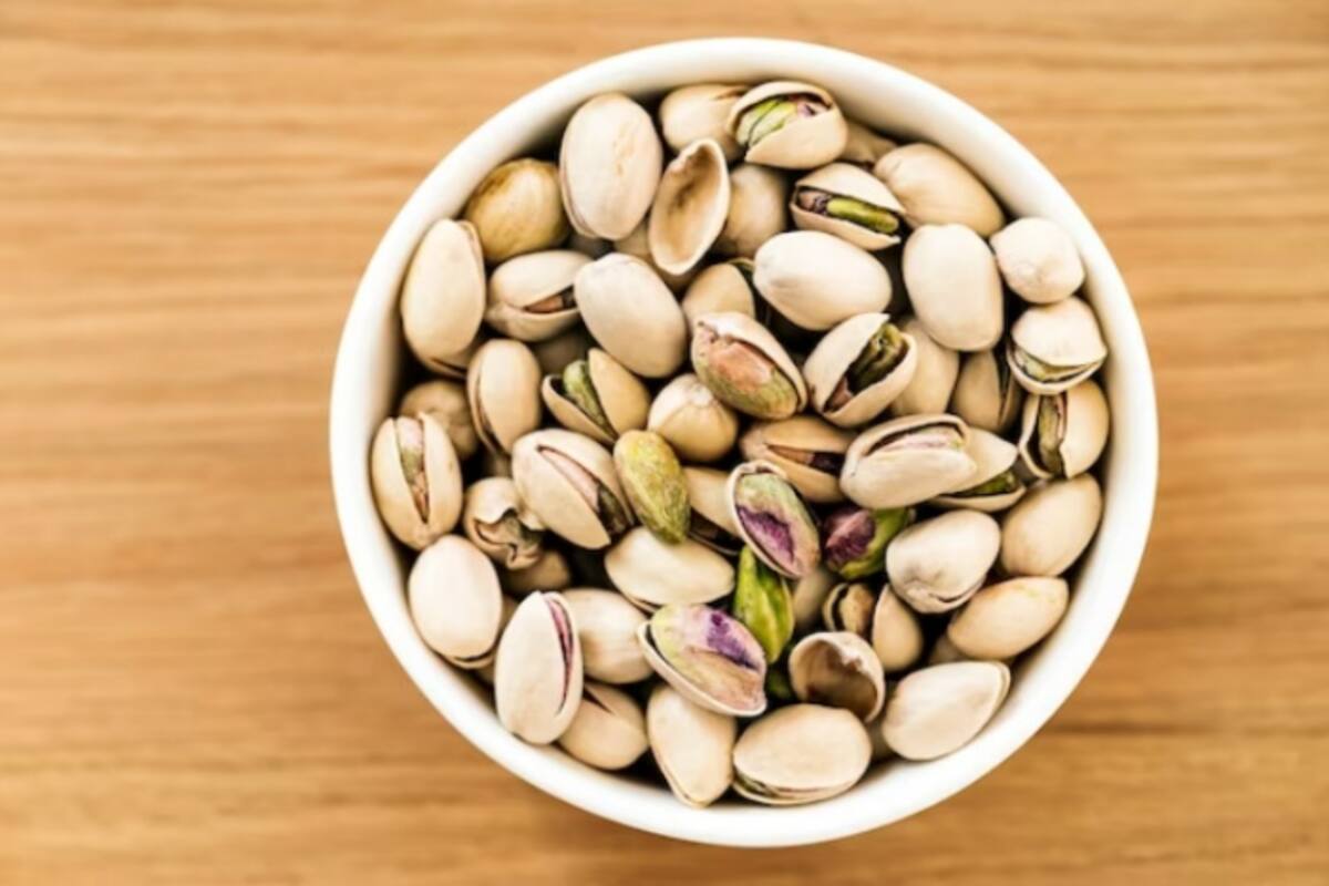 9 Health Benefits of Pistachios