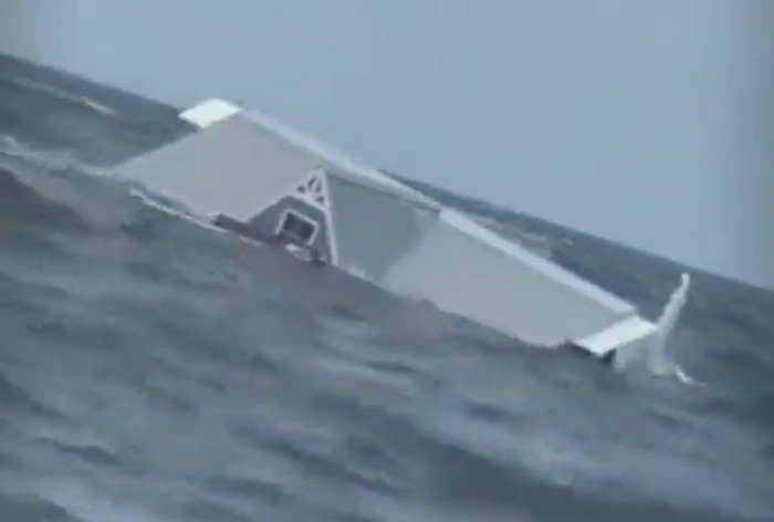 Have You Ever Seen A House Floating In Middle Of The Sea? Watch One ...