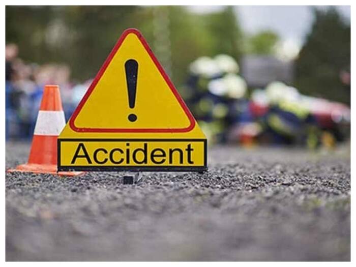 6 People Including 2 Children Dead, Several Injured In Road Accident in UP's Ballia