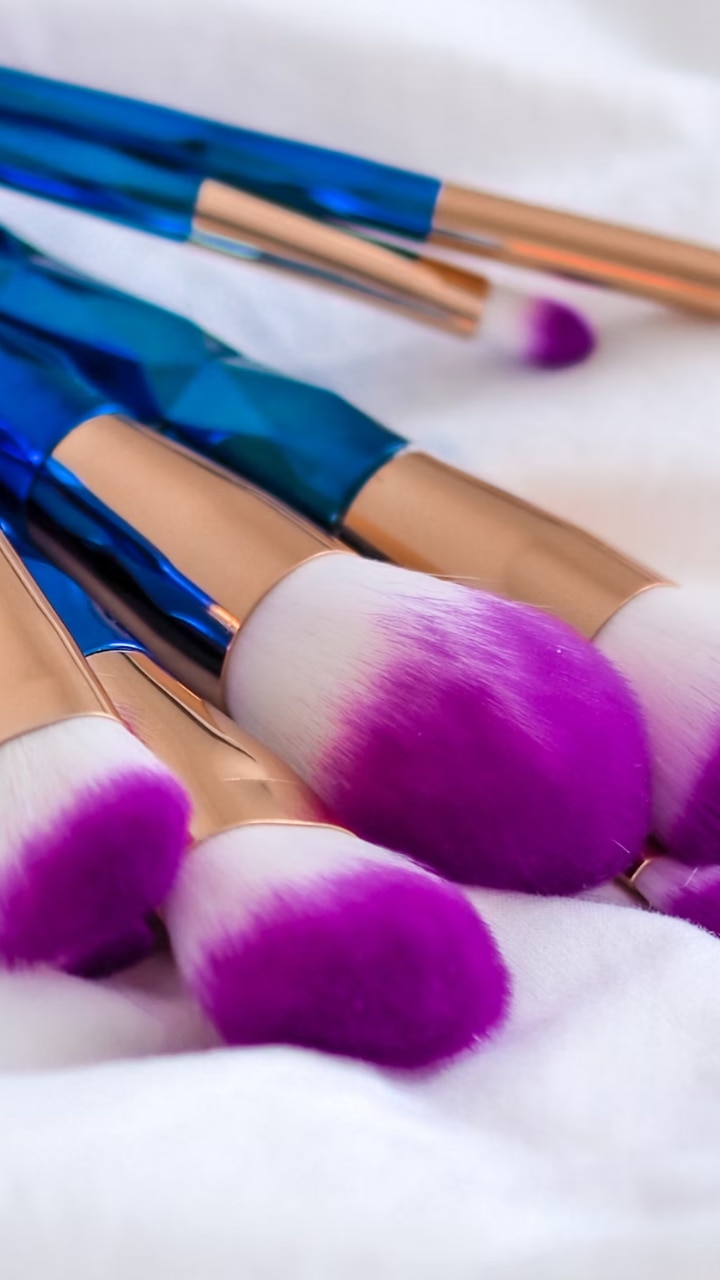 7Step Ritual to Clean Your Makeup Brush