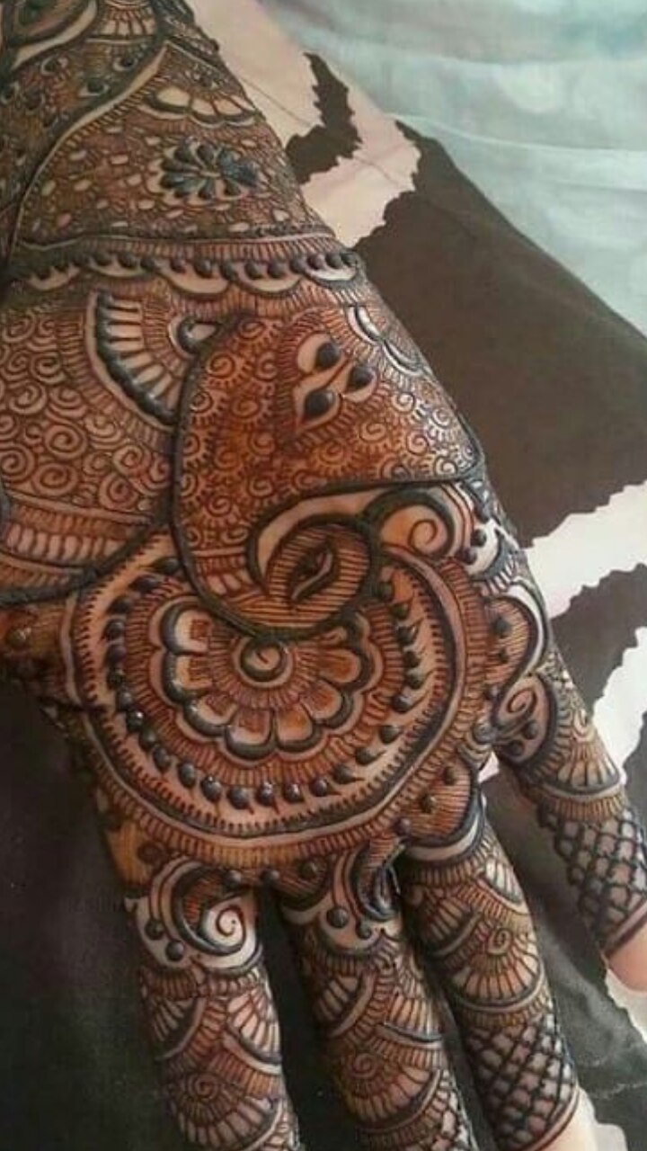 Karwa Chauth Mehndi Design: करवा चौथ के 10 लेटेस्ट मेहंदी के डिज़ाइन - News  Nation