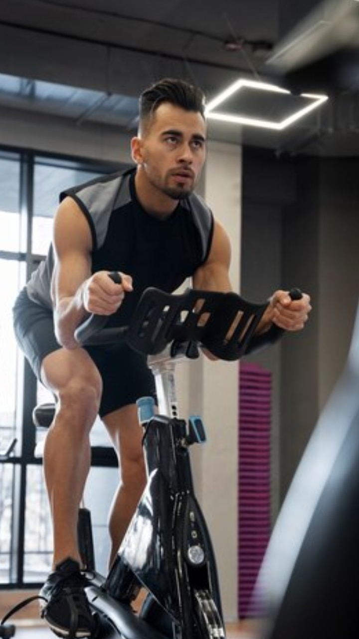 7 Health Benefits of Indoor Cycling