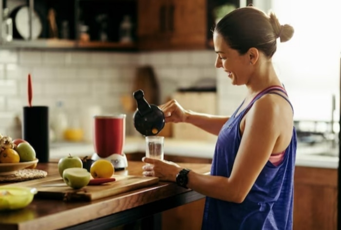 Weight Loss With Raisin Water: How to Shed Kilos With This Detox Drink in Morning?