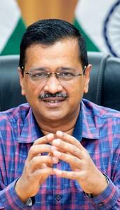 राजनीति में कदम रखने वाले 10 IAS अधिकारी