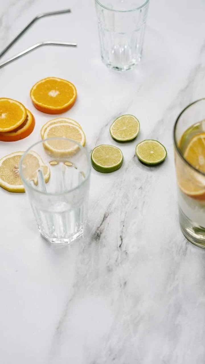 10 Benefits of Drinking Warm Water on Empty Stomach