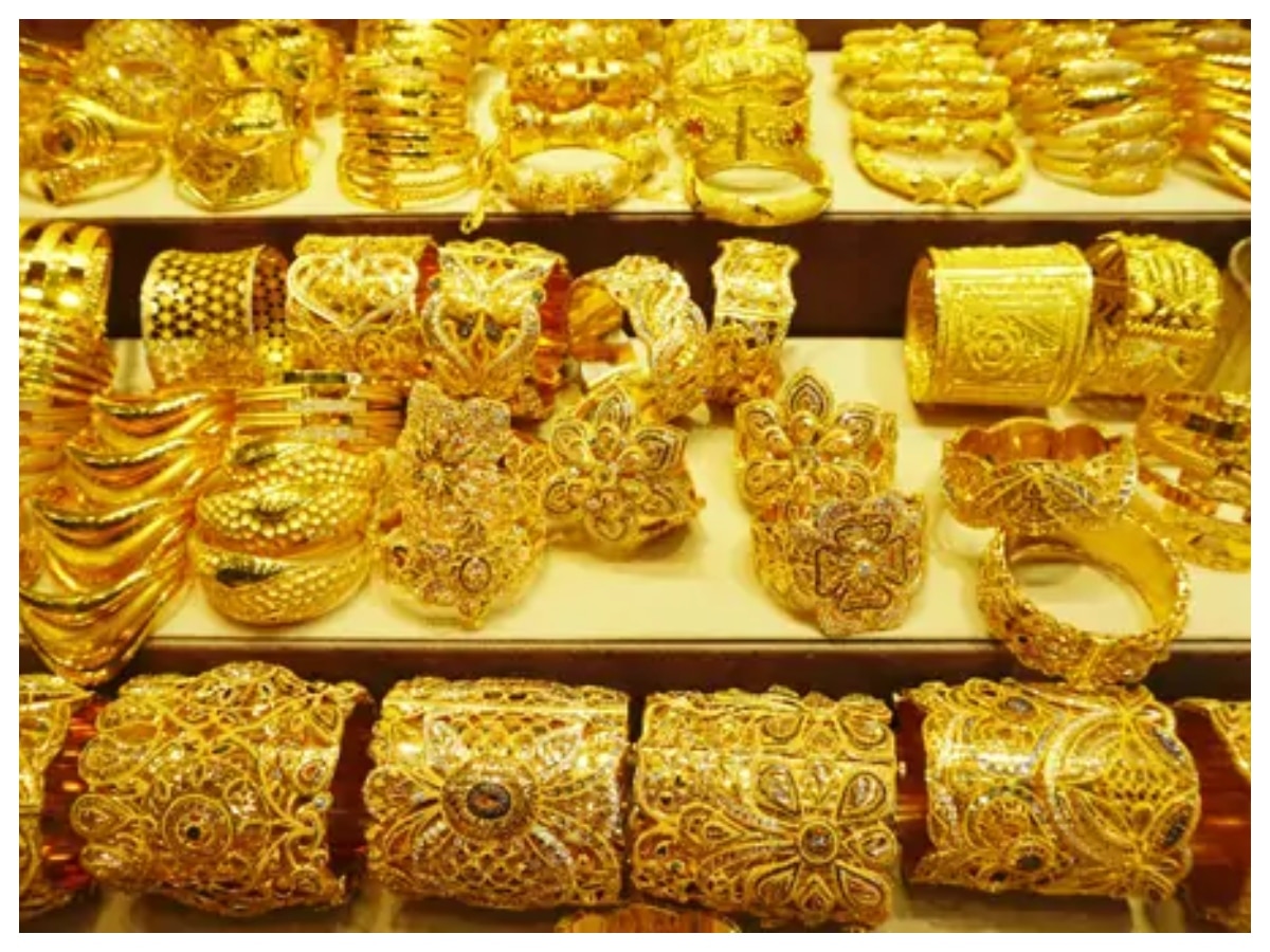 \u092f\u0941\u0926\u094d\u0927 \u0915\u0947 \u0938\u092e\u092f \u0938\u094b\u0928\u093e \u092d\u0930\u094b\u0938\u0947\u092e\u0902\u0926 \u0928\u093f\u0935\u0947\u0936 \u0935\u093f\u0915\u0932\u094d\u092a \u0915\u0947 \u0924\u094c\u0930 \u092a\u0930 \u0915\u094d\u092f\u094b\u0902 \u0909\u092d\u0930\u0915\u0930 \u0906\u0924\u093e \u0939\u0948 \u0938\u093e\u092e\u0928\u0947? | Explained