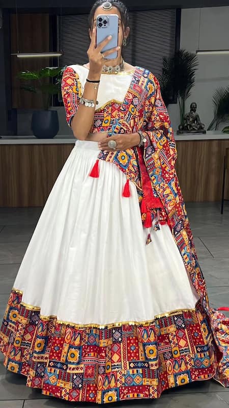 10 Navratri Chaniya Choli Outfit Designs 2023
