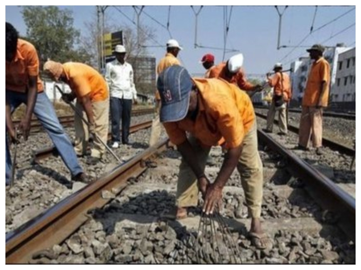 Railway Track Construction Cost 1 किमी रेलवे ट्रैक बिछाने की कितनी आती