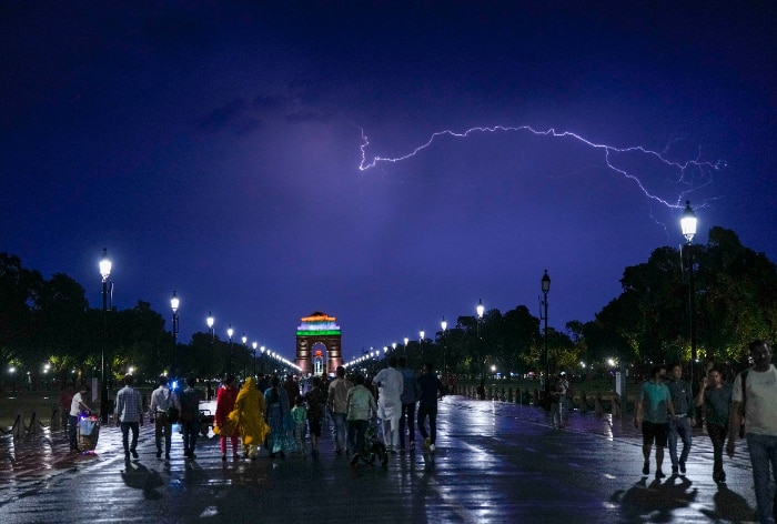 Parts of National Capital Witnesses Light Downpour, Brings Relief From Rising Pollution