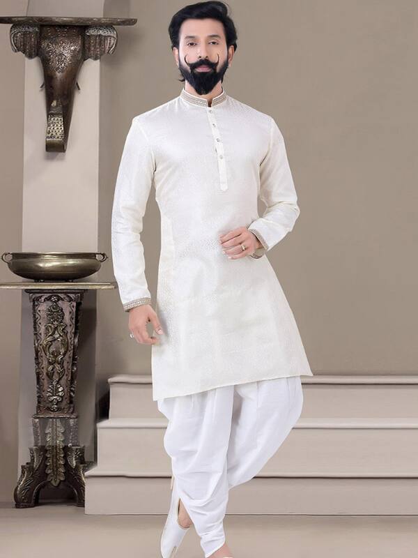 11 Best Diwali Puja Outfits And Tips To Style Them