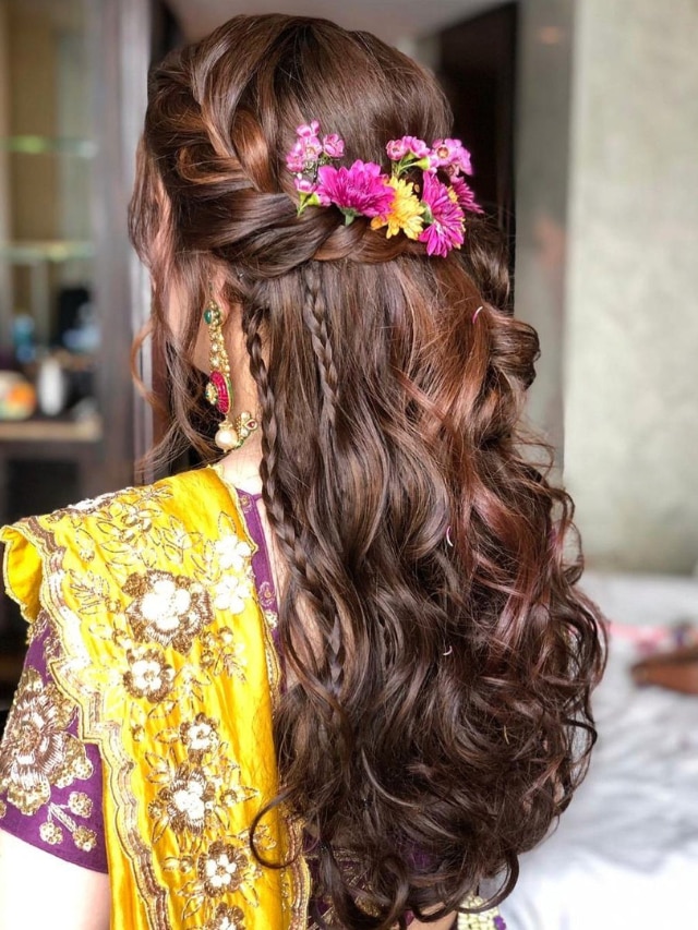 Half tie Hairstyle with Flowers