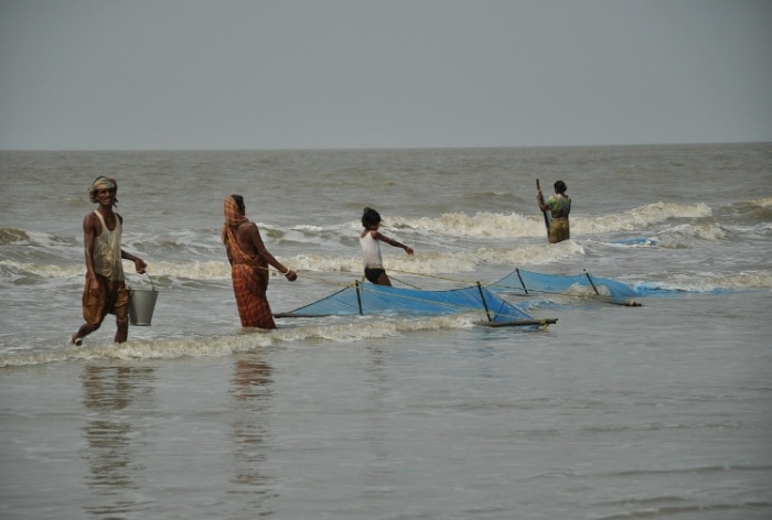 77 Indian fishermen released by Lankan govt, repatriated - The Statesman