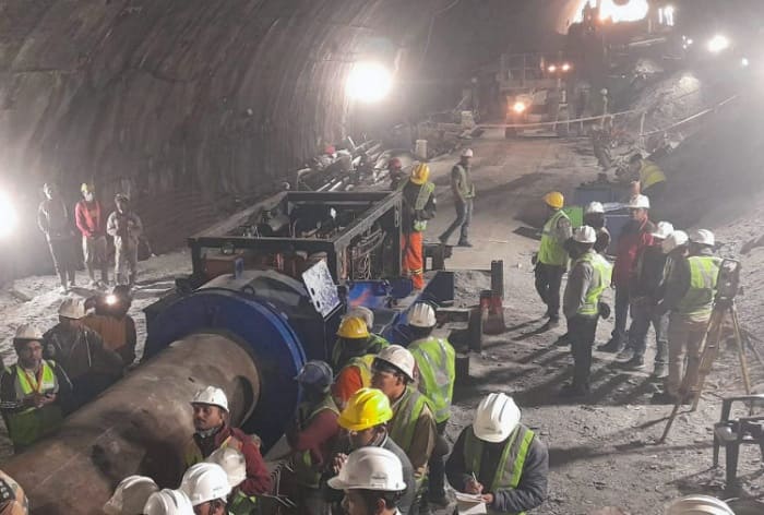 Uttarakhand Tunnel Collapse: Rescue Ops Continue On Day 6 As Giant Drill Bores Into Rubble; Backup Equipment Enroute