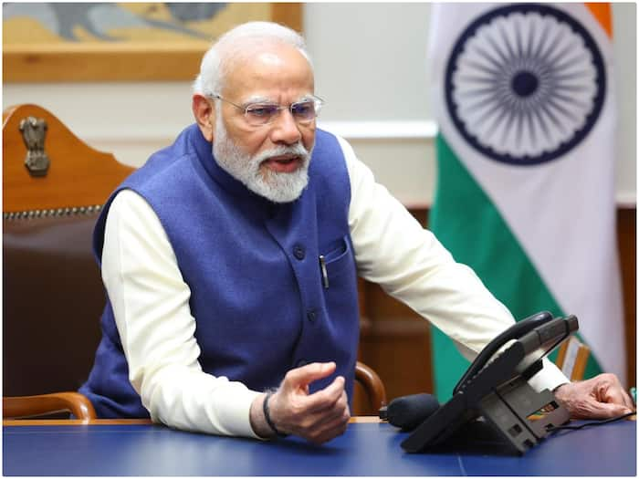 PM Modi had a telephonic conversation with the workers who have been successful