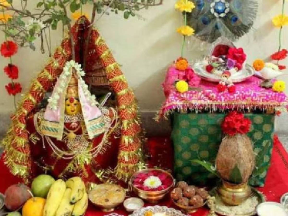 Tulsi Vivah 2023 तुलसी विवाह की पूजा में शामिल करें ये चीजें Tulsi