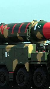 पाकिस्तान कितना ताकतवर? उनके पास कौन कौन से हथियार हैं जो भारत के पास नहीं हैं!