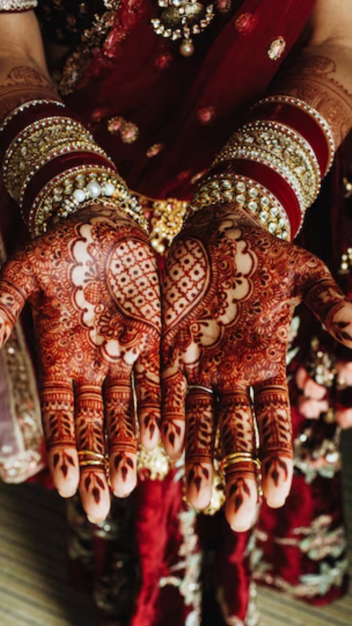 Bridal Mehndi Designs for Beautiful Hands