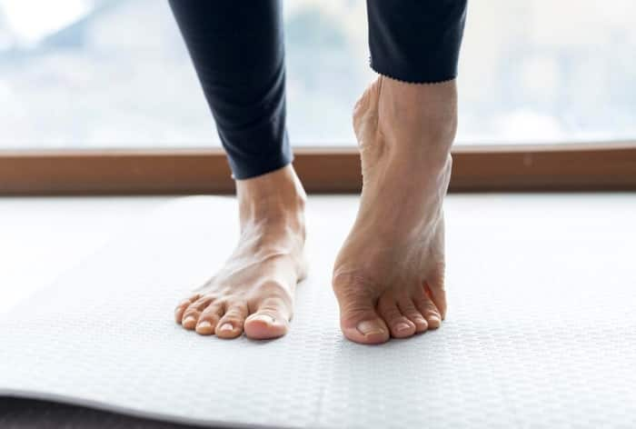 What is Flat Feet and Why it Makes Exercising Difficult? 4 Ways to Manage it