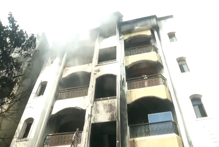 6 Dead As Fire Breaks Out At Godown In Hyderabad