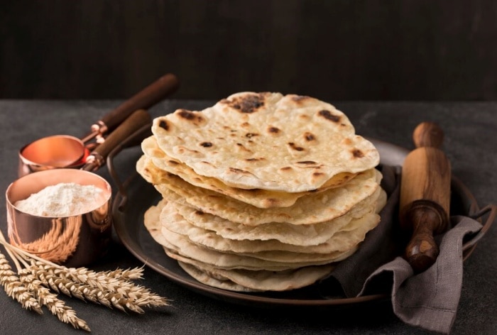 High Cholesterol Control to Weight Loss, 7 Reasons Why Jowar Bhakri Can Be Your Alternative to Regular Atta Rotis